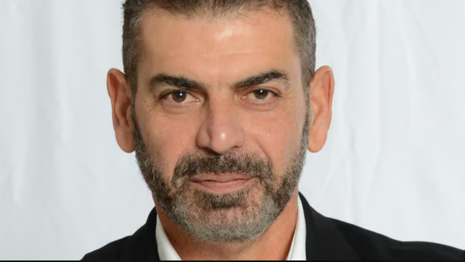 רונן בזזי
